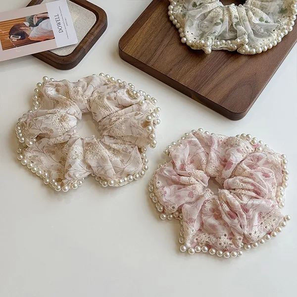 Lace pearl scrunchie in pastel tones